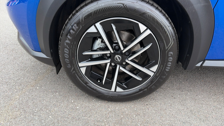 Nissan Juke 1.6 Hybrid N-Connecta 5dr Auto Hybrid Hatchback